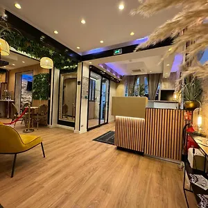 Otel Nation Montmartre, Paris